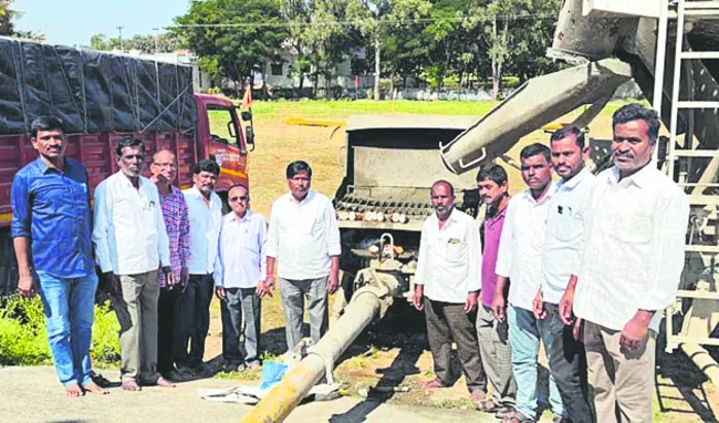 పాఠశాల భవన నిర్మాణం ప్రారంభం 