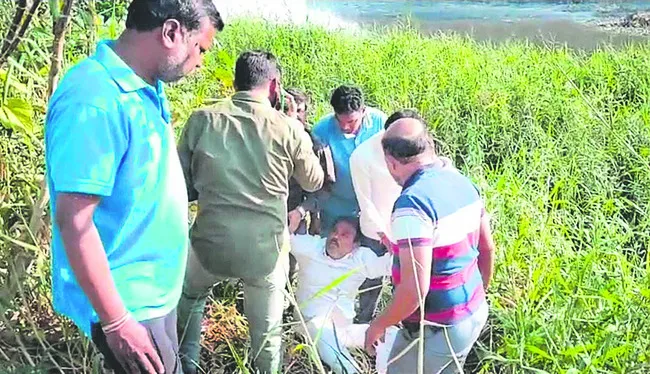 నా చావుతోనైనా అధికారుల్లో మార్పు వస్తుందేమో! 