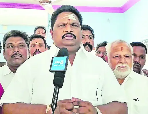 చేతివాటంపై దర్యాప్తు చేయాలి