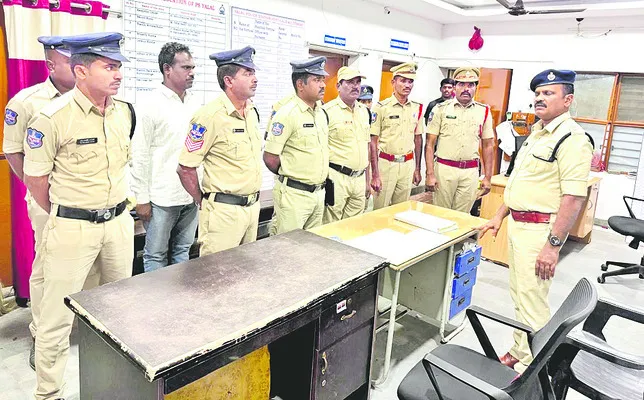 కేసులు పెండింగ్‌లో ఉండొద్దు 