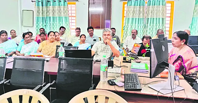 పల్స్‌ పోలియోపై సమీక్ష 