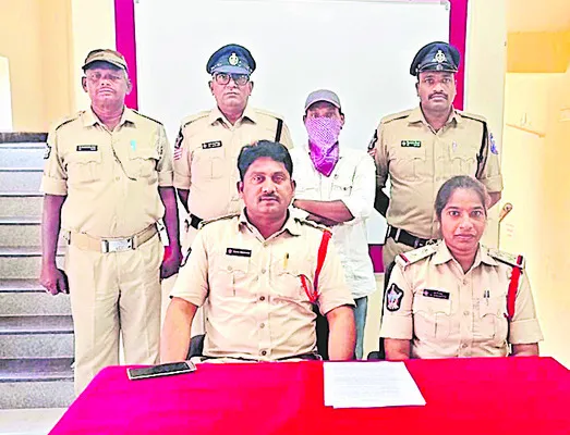 గౌతంరెడ్డి కారుకు నిప్పుపెట్టిన నిందితుడు అరెస్ట్‌ 