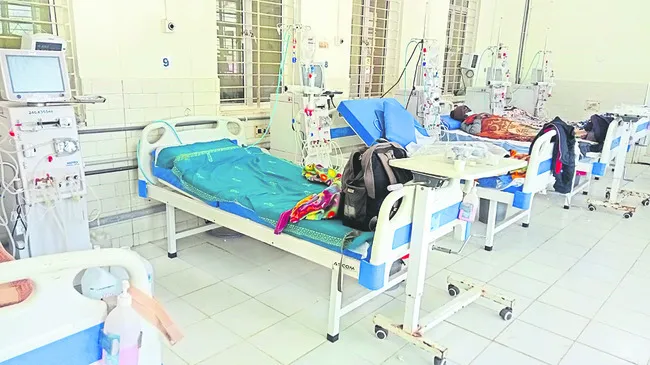 డయాలసిస్‌ రోగులకు కరెంట్‌ కష్టాలు