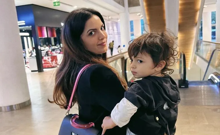 Natasa Stankovic Buys Swanky New Orange Car