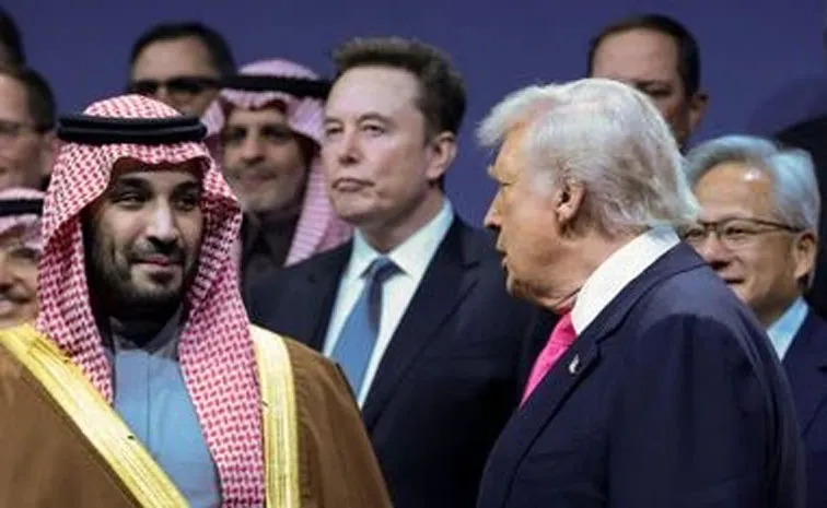 Donald Trump is again expressing support for skilled immigrants training US workers