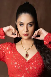 Nidhhi Agerwal and Sreemukhi to Attend CID Inquiry | Sakshi TV 1