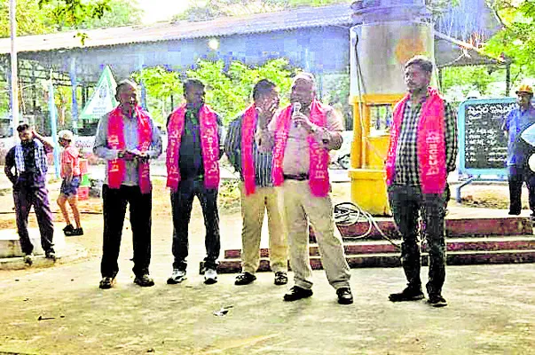 ఐక్య పోరాటాలకు సిద్ధం కావాలి
