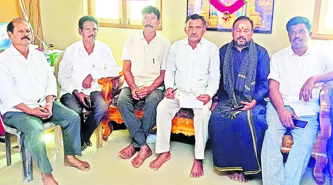 రైతుల లెక్కల్లో తేడాలెందుకు..? 