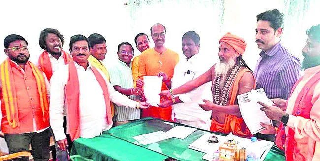 ఉచిత లడ్డూ కొనసాగించాలి
