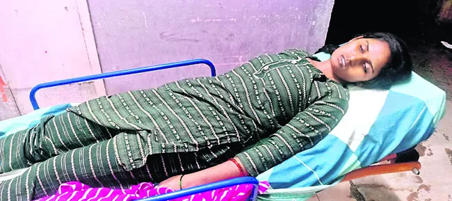 పెళ్లయిన రెండు నెలలకే..