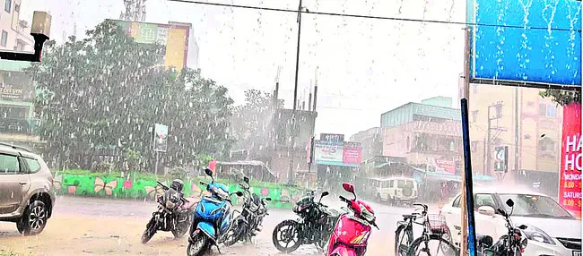 సెన్యార్‌ తుపాన్‌ హెచ్చరికలు 