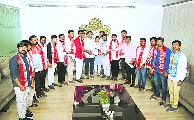 ప్రైవేటీకరణ నిర్ణయాన్ని వెనక్కు తీసుకోలేం 