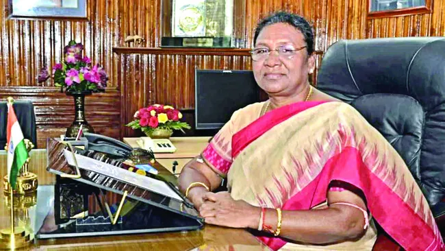 నేడు పుట్టపర్తికి  రాష్ట్రపతి, ఉపరాష్ట్రపతి 
