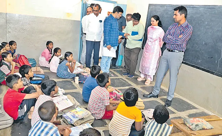 Collector Anudeep idea to increase English knowledge implemented