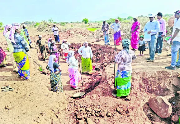 జాబ్‌ కార్డులు గల్లంతు! 