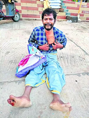 తోడు లేకుంటే వైద్యం చేయం 