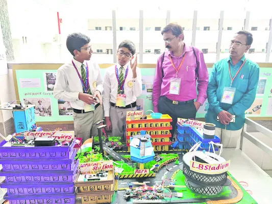 వైజ్ఞానిక ప్రదర్శనకు వేళాయే..