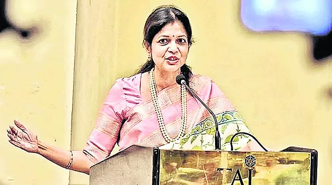 రంగంలోకి సౌమ్య అన్బుమణి 