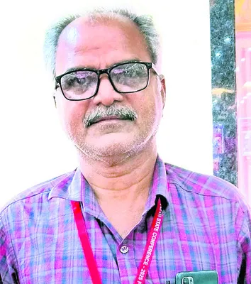 ఆర్టీసీ పెట్రోల్‌ బంకులో అవినీతిని వెలికితీయాలి 