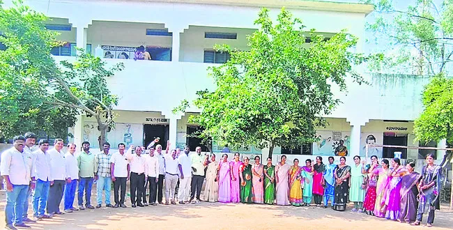 టెట్‌ నుంచి మినహాయింపు ఇవ్వాలి