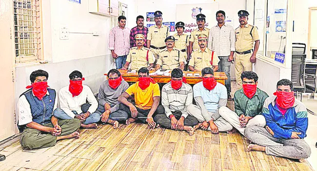 సుపారి గ్యాంగ్‌ అరెస్ట్‌