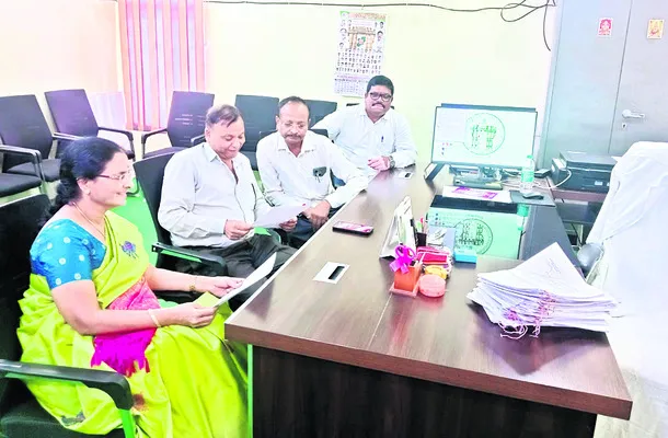 పేరుకే విచారణలు..