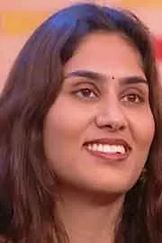 Bigg Boss 9 Telugu: 11th Week No Elimination,Bharani Mother Counter to Divya11