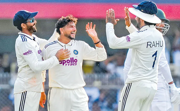 South Africa batting falters on the first day of the second Test against India