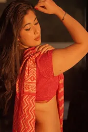 Bollywood tv actress Nikita Sharma engaged with Her Lover4