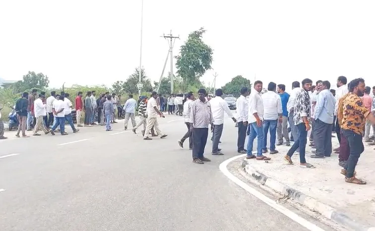 TDP goons attack YSR Congress party leaders