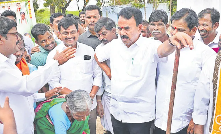 minister jupalli krishnarao indiramma illu Pooja