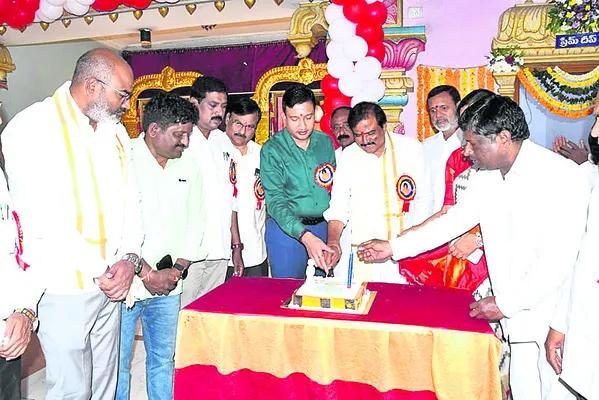 ఘనంగా సత్యసాయి జయంతి