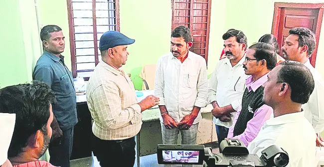 పరిశీలించి.. సూచనలిచ్చి 