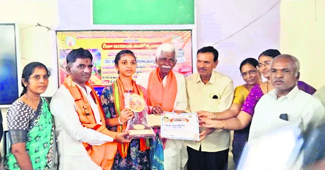 సన్మార్గానికి దిక్సూచి భగవద్గీత 