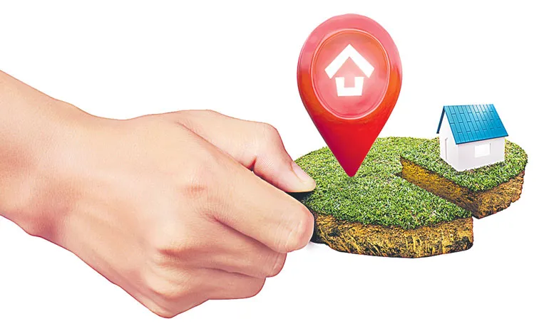 House or place which is better, Land is better than flats for investment