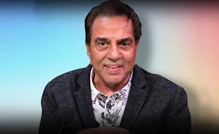 Bollywood Actor Dharmendra passed away from Health issues