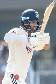 Doesnt Make Sense: Gambhir Slammed for Washi Mistreatment By Ravi Shastri 