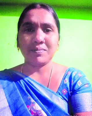 మహిళలు మోసపోయారు 
