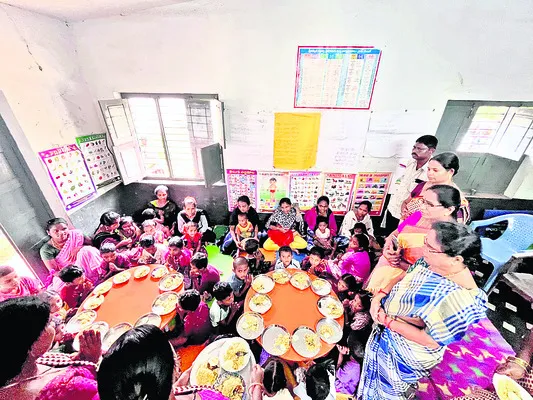 ఎగ్‌ బిర్యానీ వడ్డించరా..?