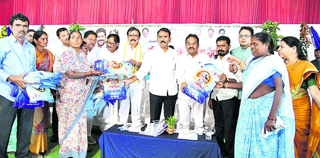 మహిళా సాధికారతే లక్ష్యం