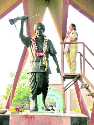 భీం పోరాటం స్ఫూర్తిదాయకం