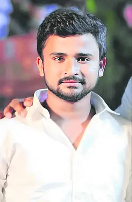 ఆన్‌లైన్‌ లోన్‌ వేధింపులకు  యువకుడి బలి 