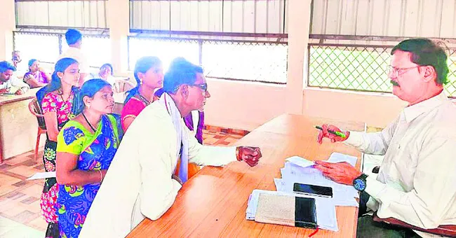 ఆటో డ్రైవర్‌కు పదేళ్ల జైలు