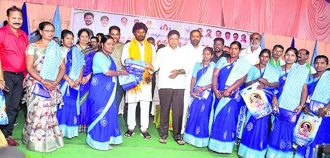 కాంగ్రెస్‌ చేతల ప్రభుత్వం 