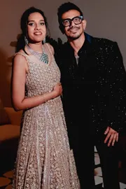 Rahul Sipligunj Surprise Her Wife Harinya With Cricketer Chahal11