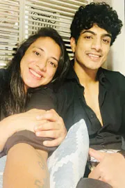 He Was Shocked Cried Before Smriti He Take: Palash Muchhal Mother