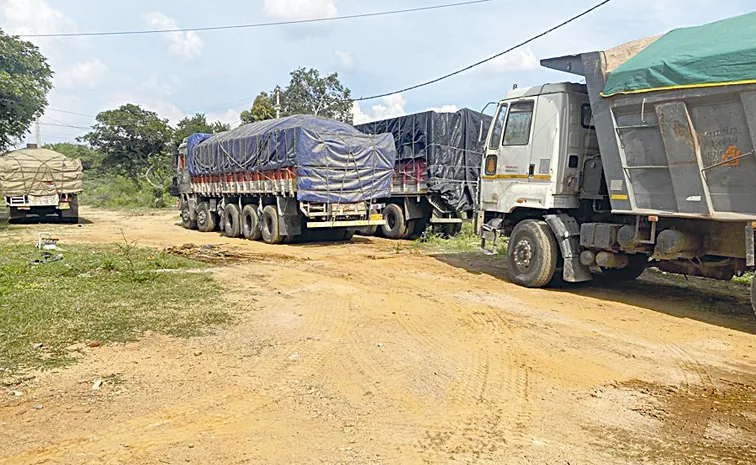 TDP Leaders illegal Sand Smuggling from AP to Telangana