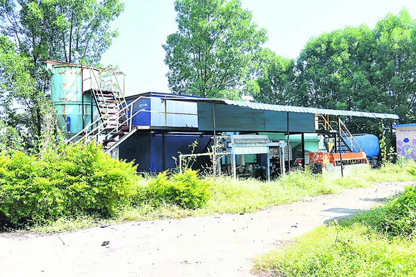 మరుగున పడేశారు..!