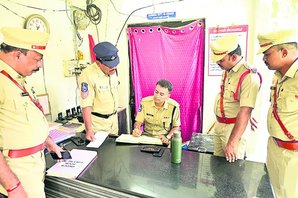 క్రమశిక్షణ పాటించాలి