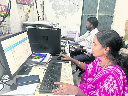 ● ఆ విద్యార్థులంతా ఏ బడిలో చేరారు..? ● వివరాలు క్లియర్‌